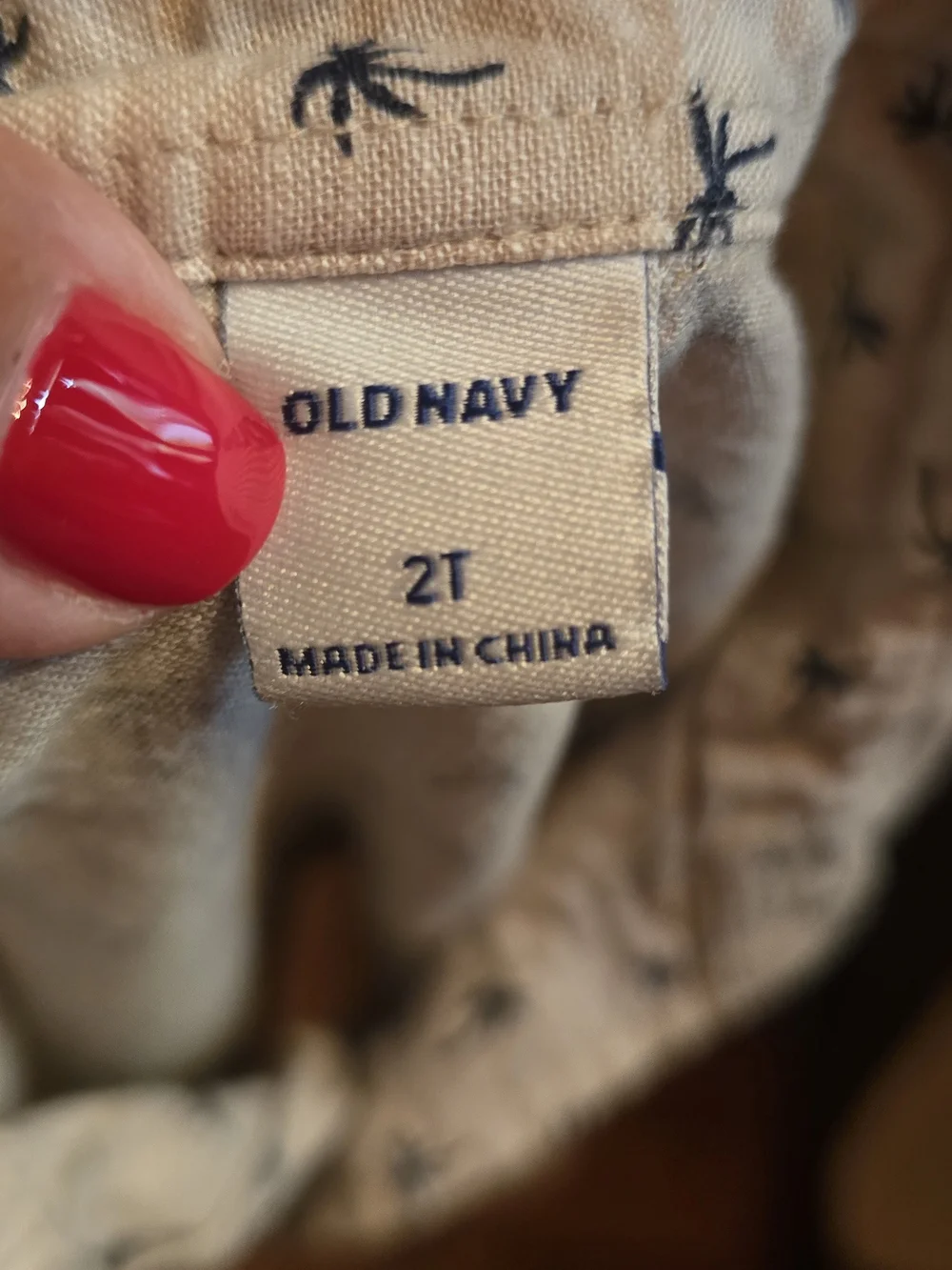 Old Navy Beige Short-Sleeve Button-Down Shirt with Navy Palm Print